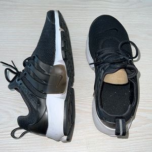 Nike Prestos. Black